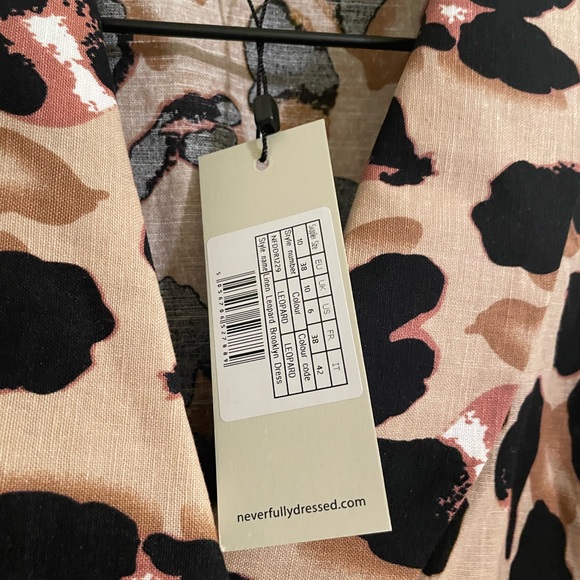 NEVER FULLY DRESSED linen brooklyn dress. Leopard print. Size US 6 - Picture 4 of 5